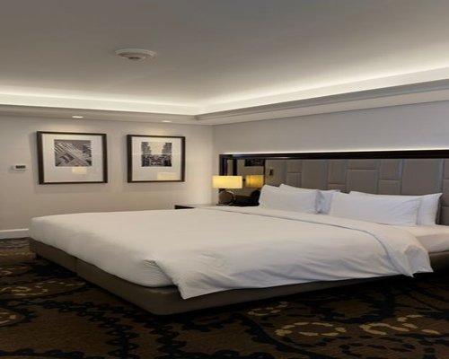 Contemporary CROWN Melbourne hotel room
